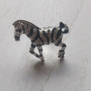 Fashion zebra‎ ring